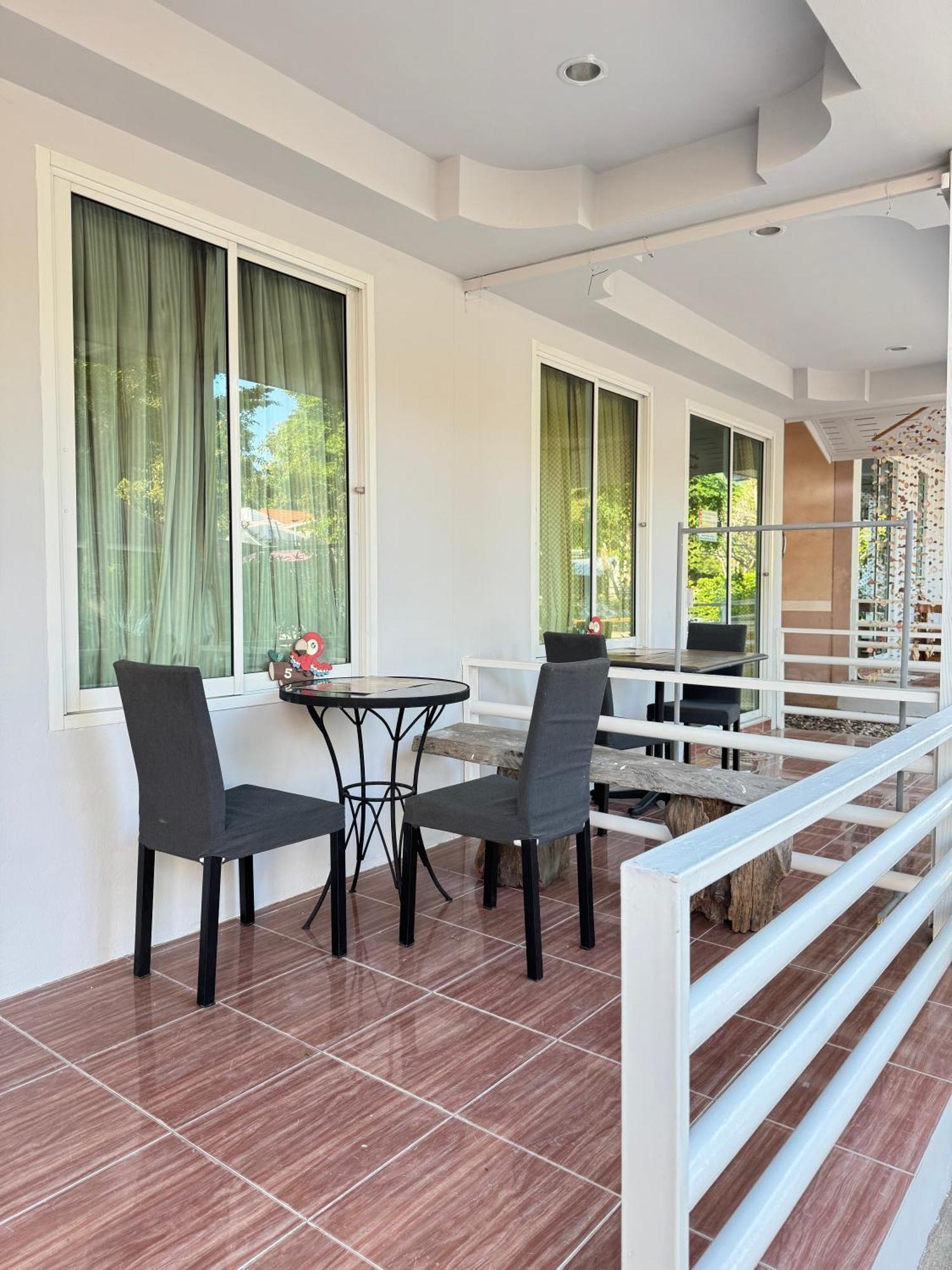 Rang Noknoy Resort At Kohlarn 外观 照片