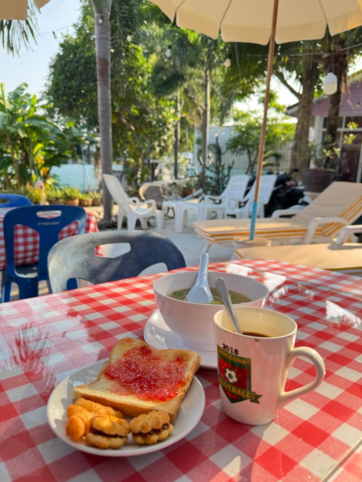 Rang Noknoy Resort At Kohlarn 外观 照片