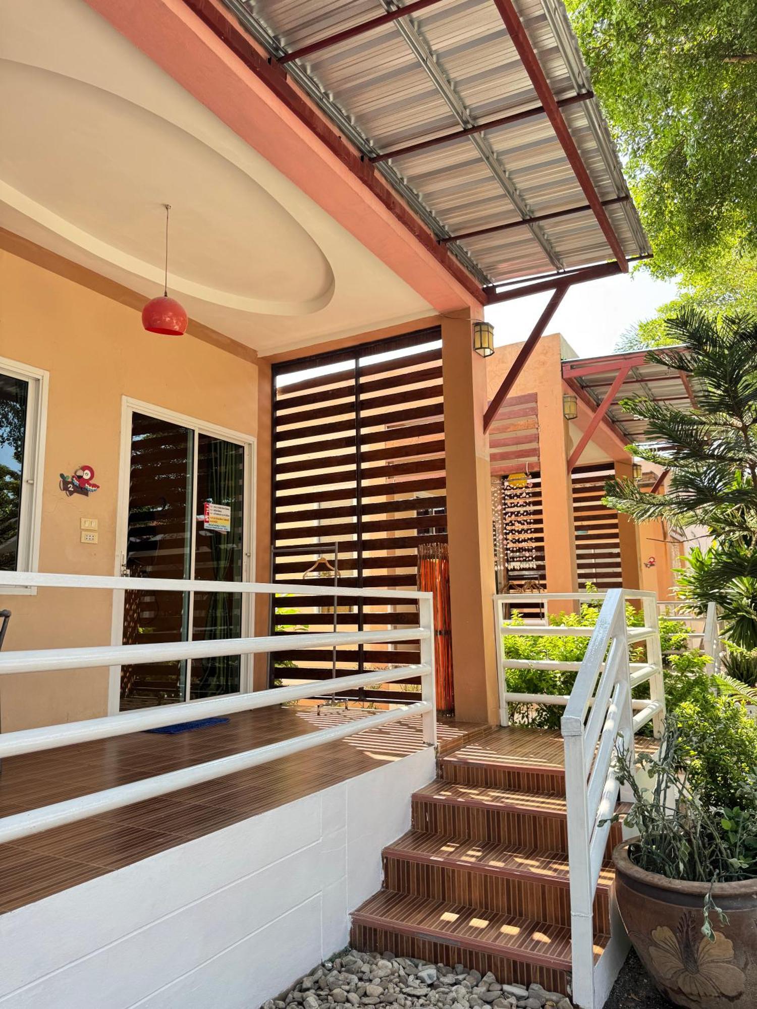 Rang Noknoy Resort At Kohlarn 外观 照片
